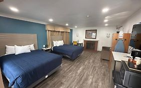 Town And Country Inn